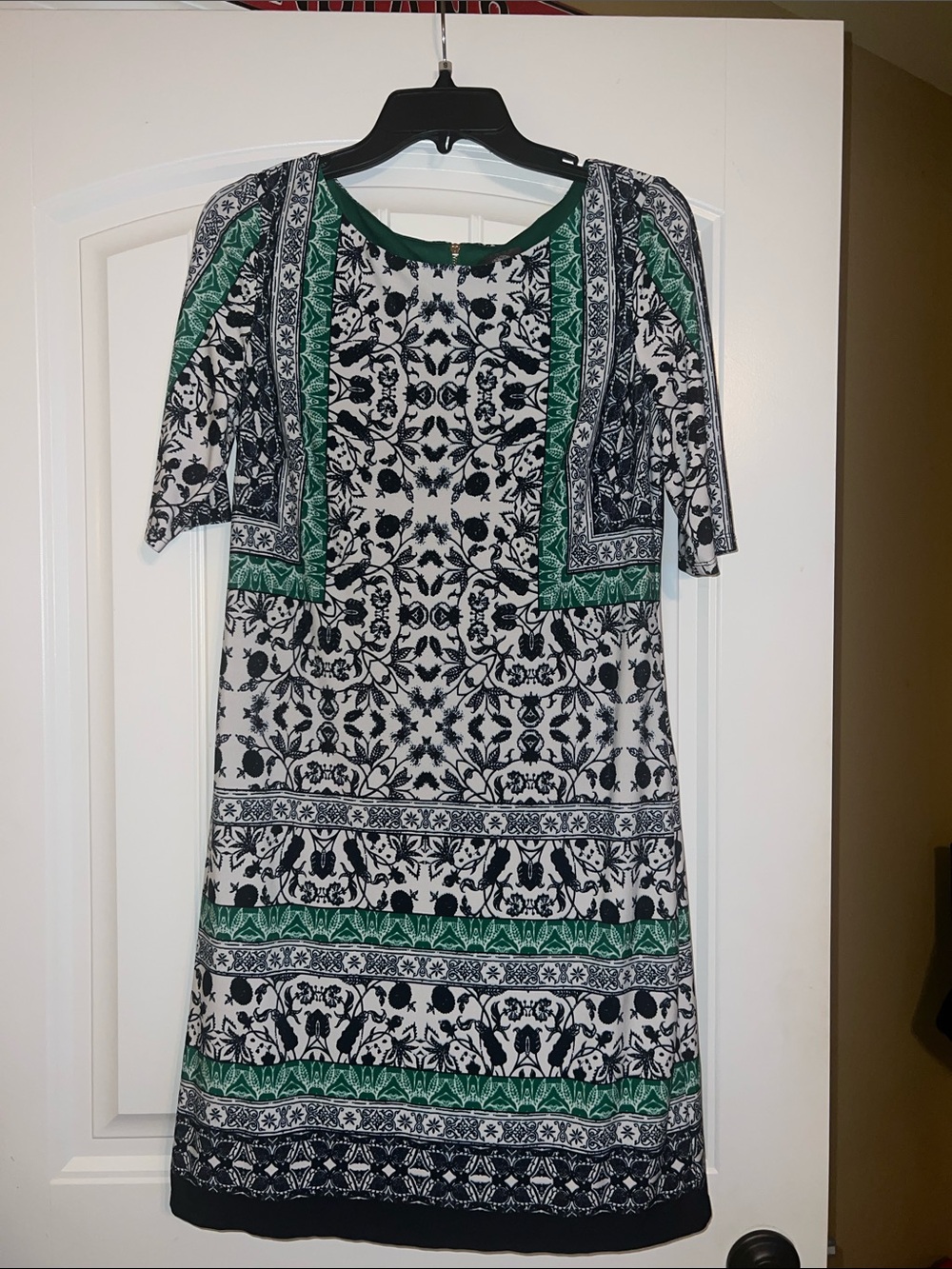 Vince Camuto Green and Black Patterned Women's Shift Dress